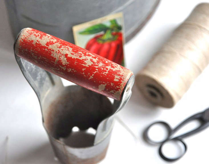 10 Easy Pieces Bulb Planters Gardenista